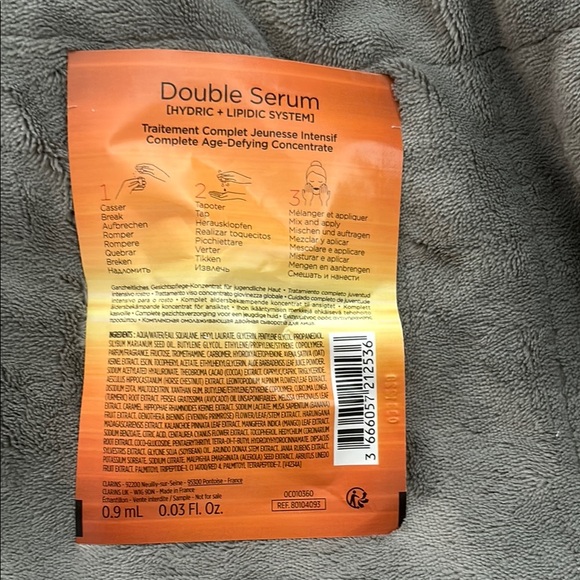 Clarins Double Serum - Orange - Picture 2 of 2